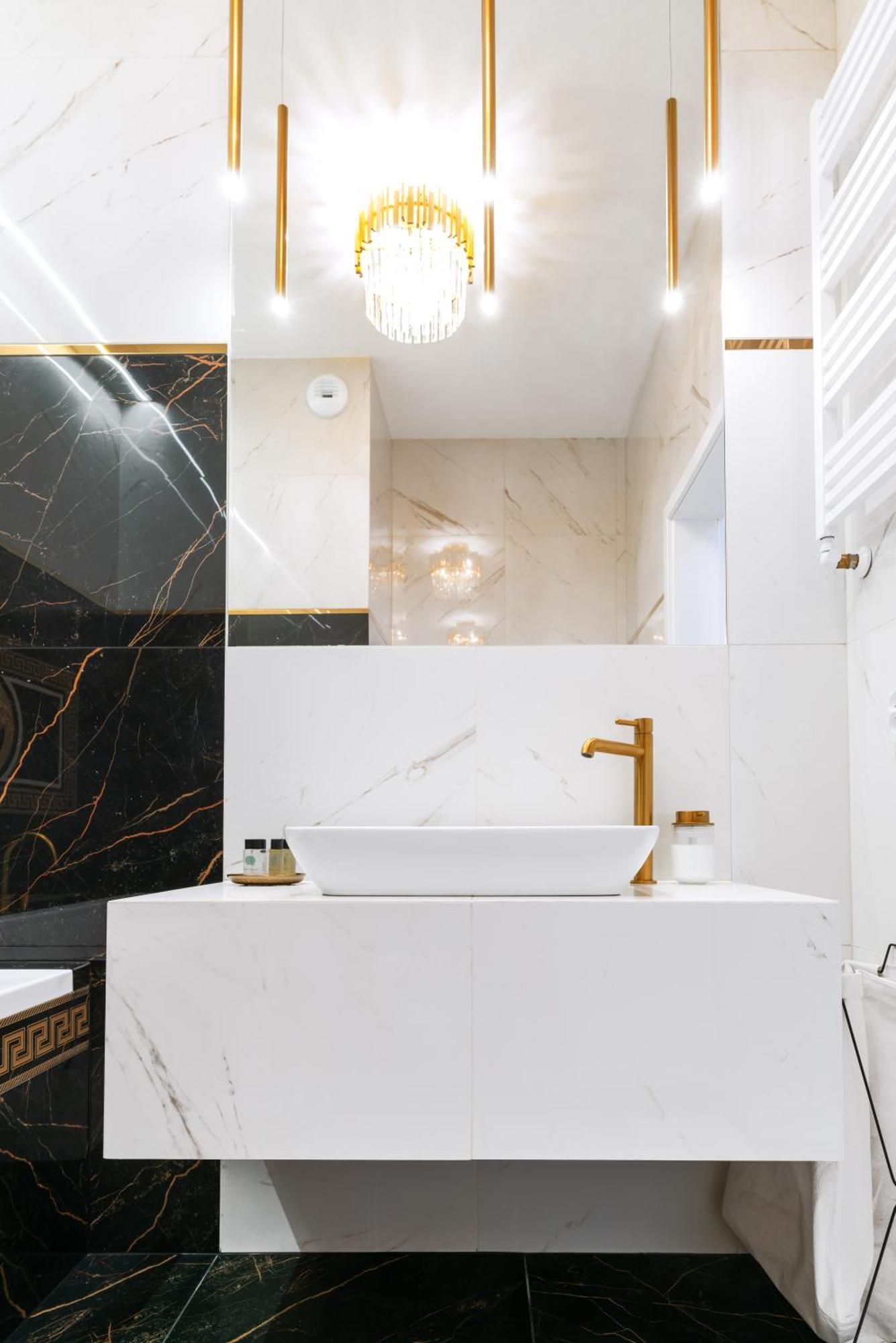 Apartament Versace Jana Pawla วรอตซวาฟ ภายนอก รูปภาพ